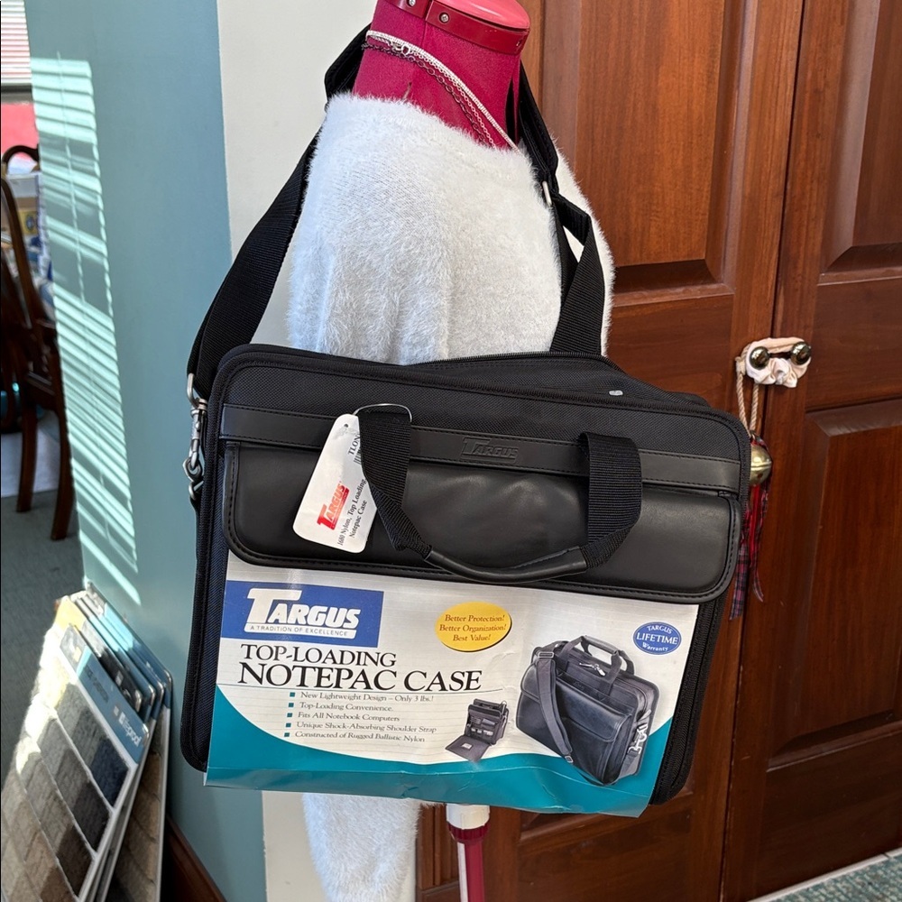 Targus top loading notepac case computer notebook… - image 2